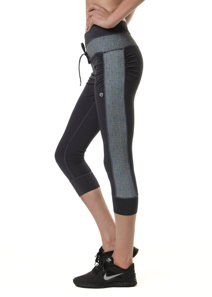 Crosshatch Workout Capri (Bluenights)