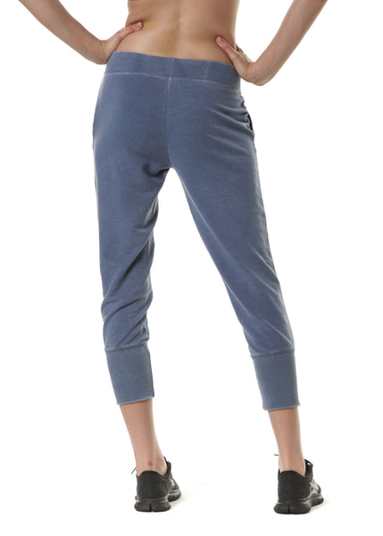 Chakra Yoga Capri (Bluenights)